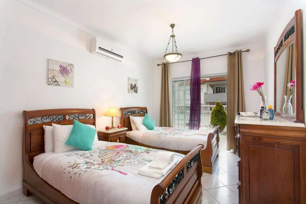 אלבופיירה Villa Gale Palm By Villa Plus 0*,  פורטוגל